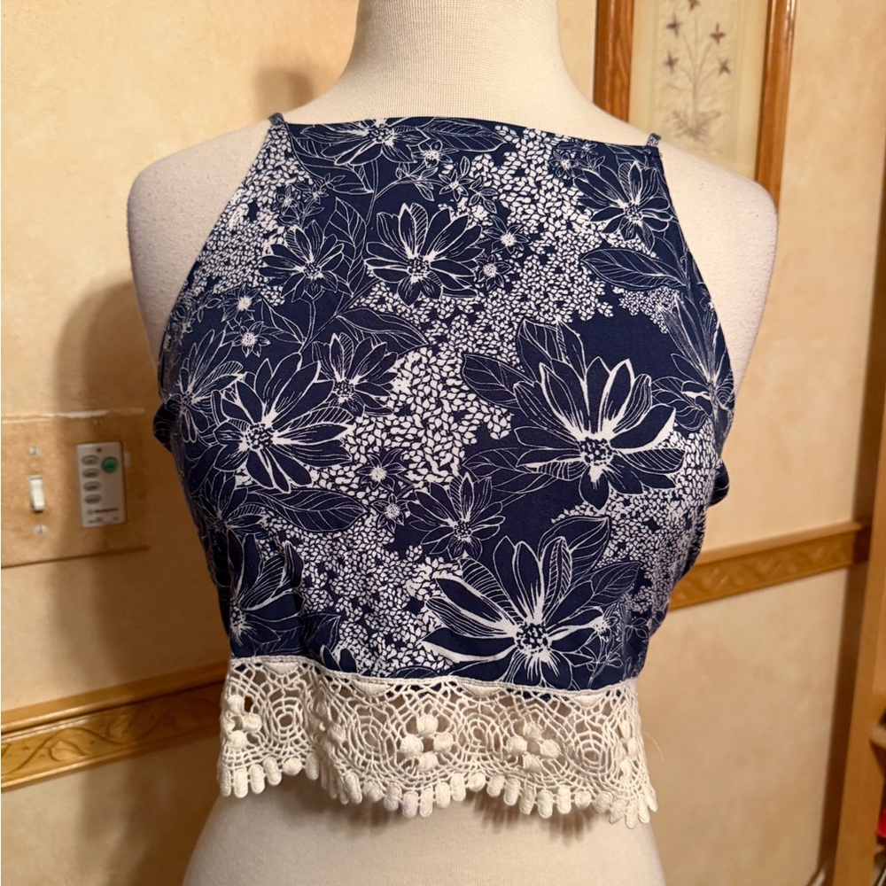 Abercrombie & Fitch Navy Floral Cropped Halter Tank with White Lace Trim size M